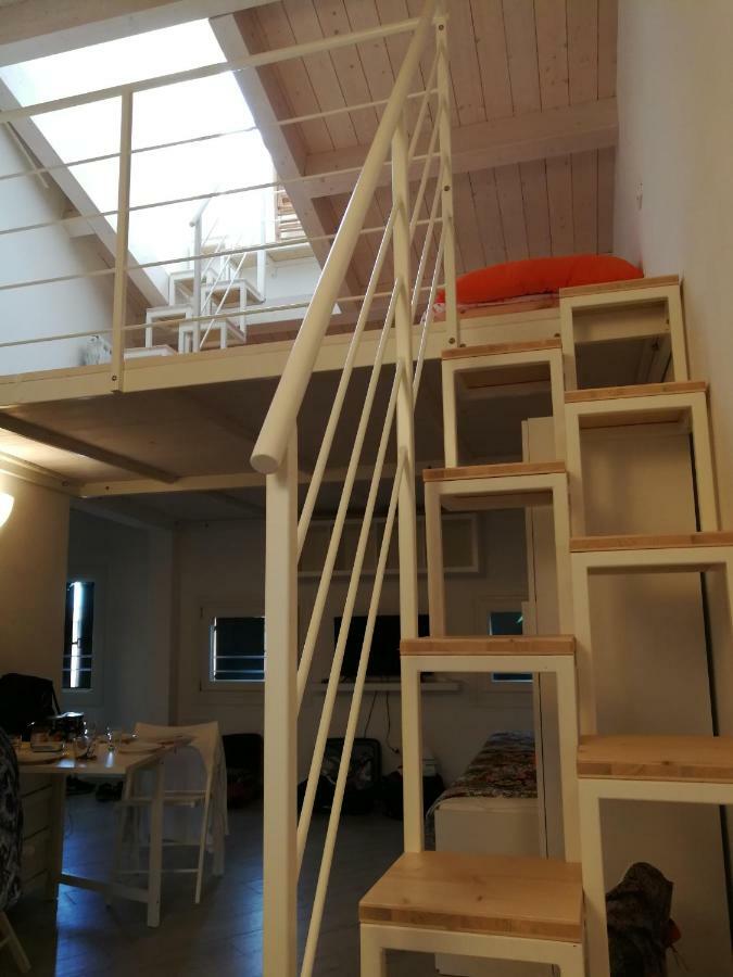 Апартаменти Mansarda Settimo Cielo Кіоджа Екстер'єр фото